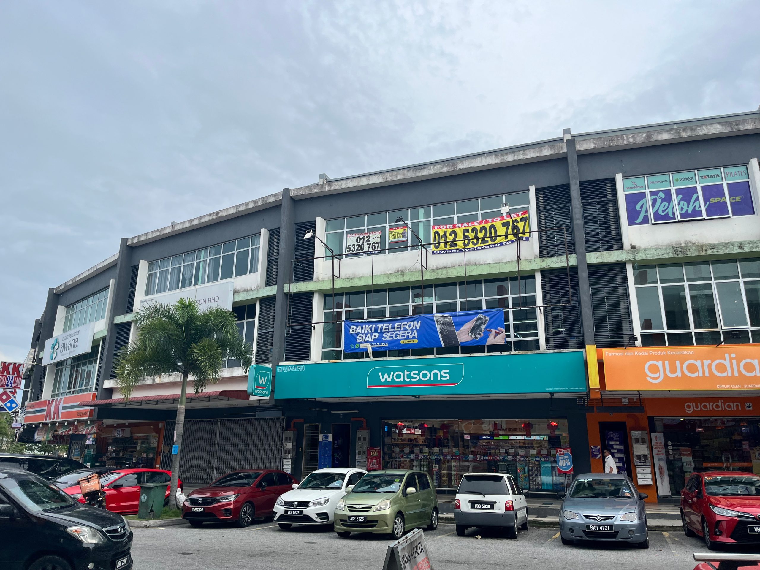 baiki skrin area Bangi Lama