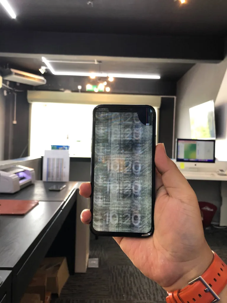 Skrin Retak Seribu? Ini 5 Rahsia Harga Tukar Skrin & Cara Elak Kena Tipu! 1 harga tukar skrin