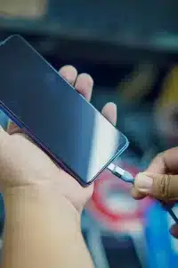 Cara Betul Cas Telefon